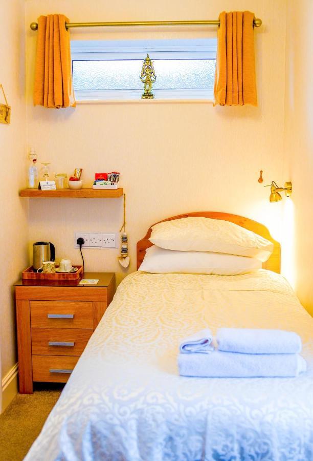 Single Room with Shower