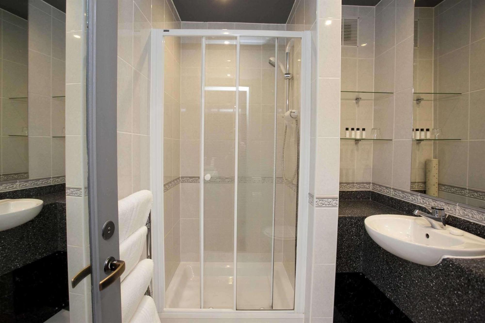 Executive King Room with Sofa Bed - Non-Smoking,1274165782:JPEG