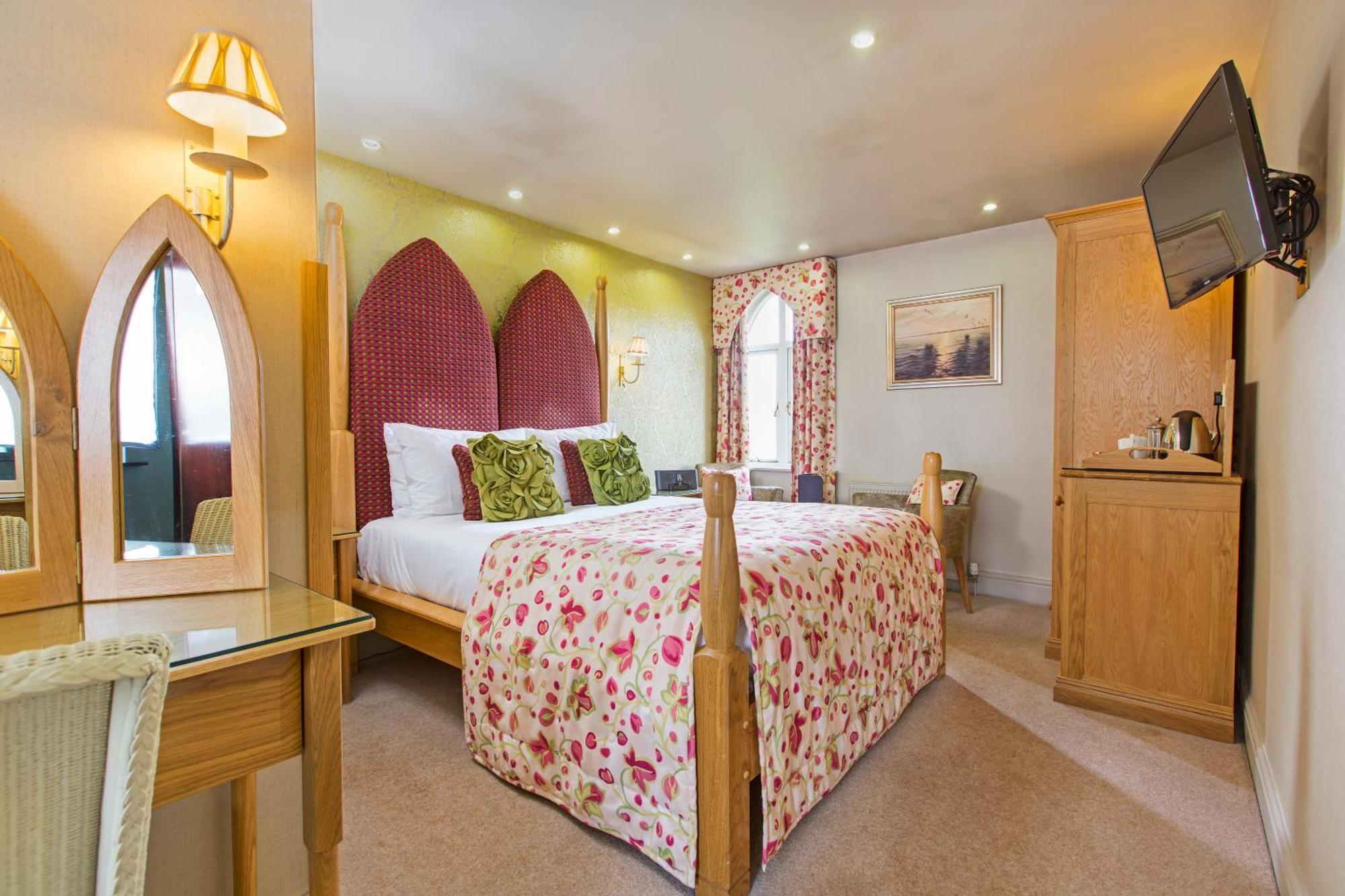 Double Room with Four Poster Bed