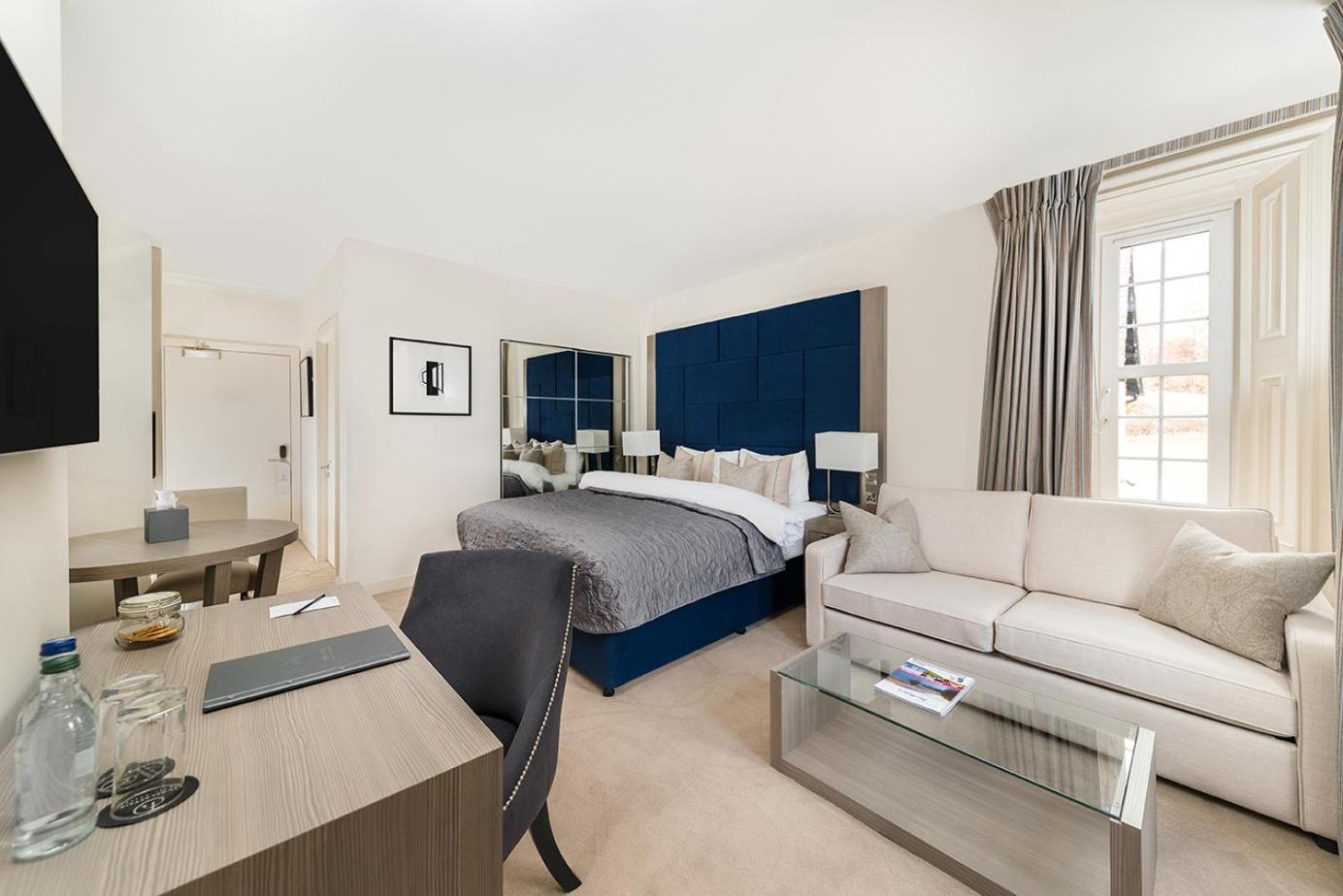 Deluxe Suite,906345895:JPEG