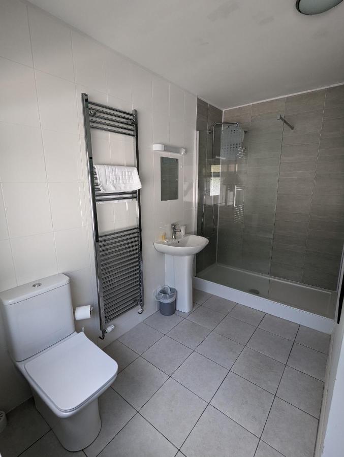 Budget Double Room,1247338798:JPEG