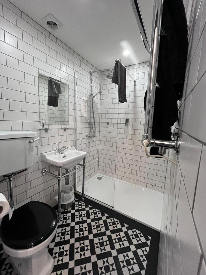 Double Room with Private Bathroom,1314925063:JPEG