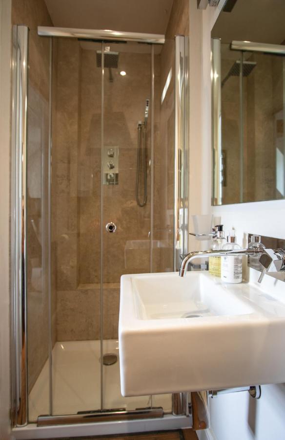 Habitación Doble Deluxe con ducha