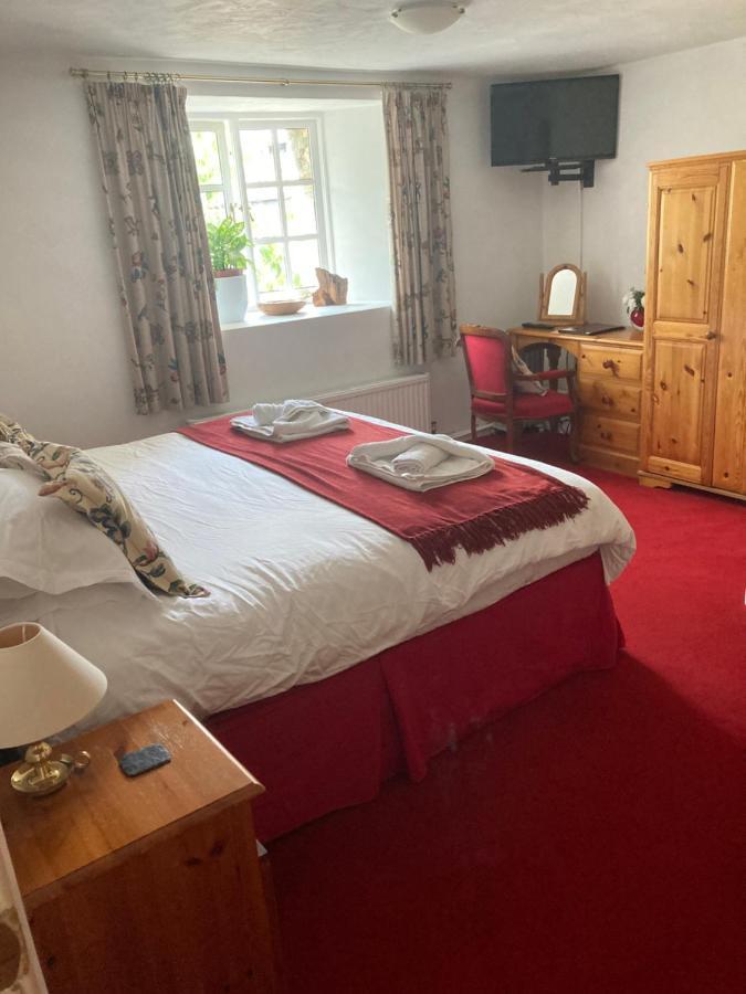 Double Room Private Bathroom