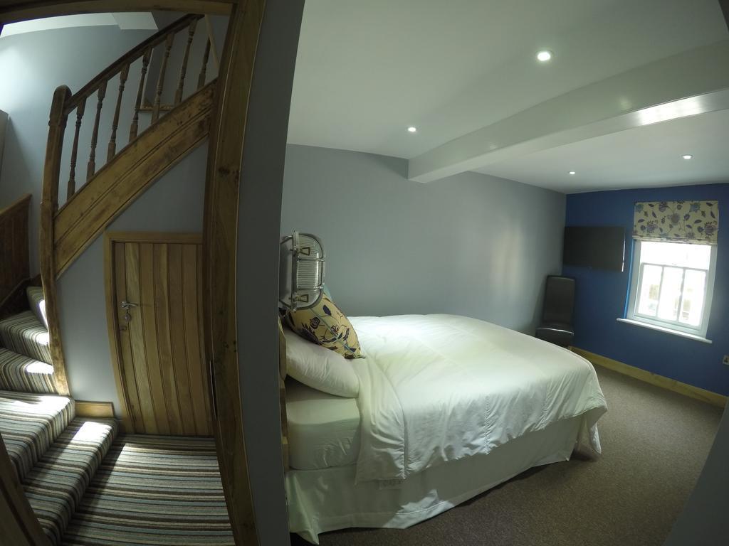 Four-Bedroom Apartment