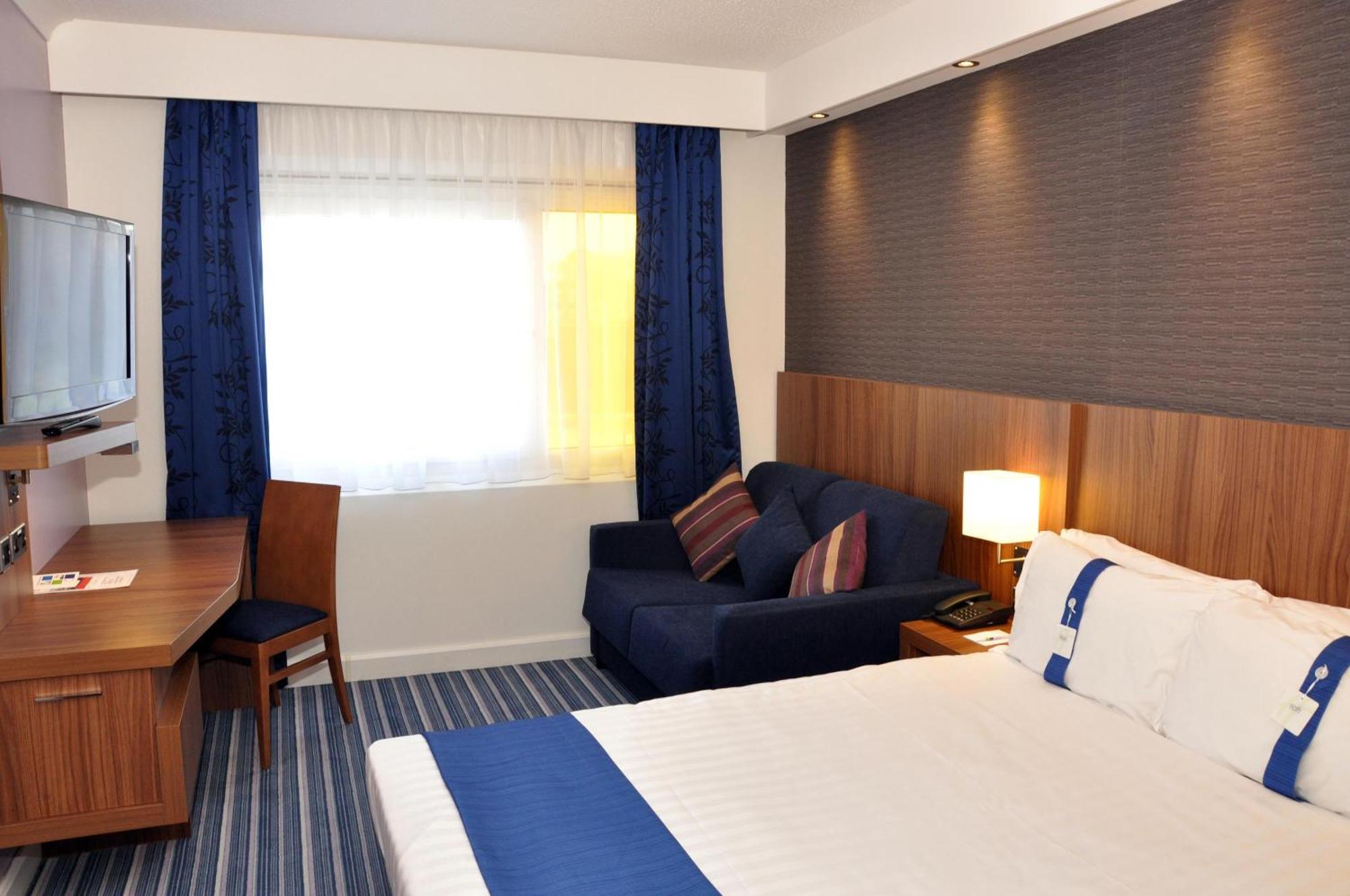 Chambre Double avec Petit-Déjeuner Chaud Gratuit - Accessible aux Personnes à Mobilité Réduite