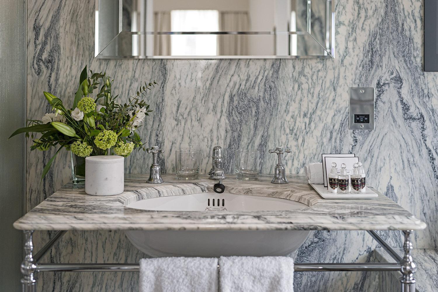 Junior Suite,1279383826:JPEG