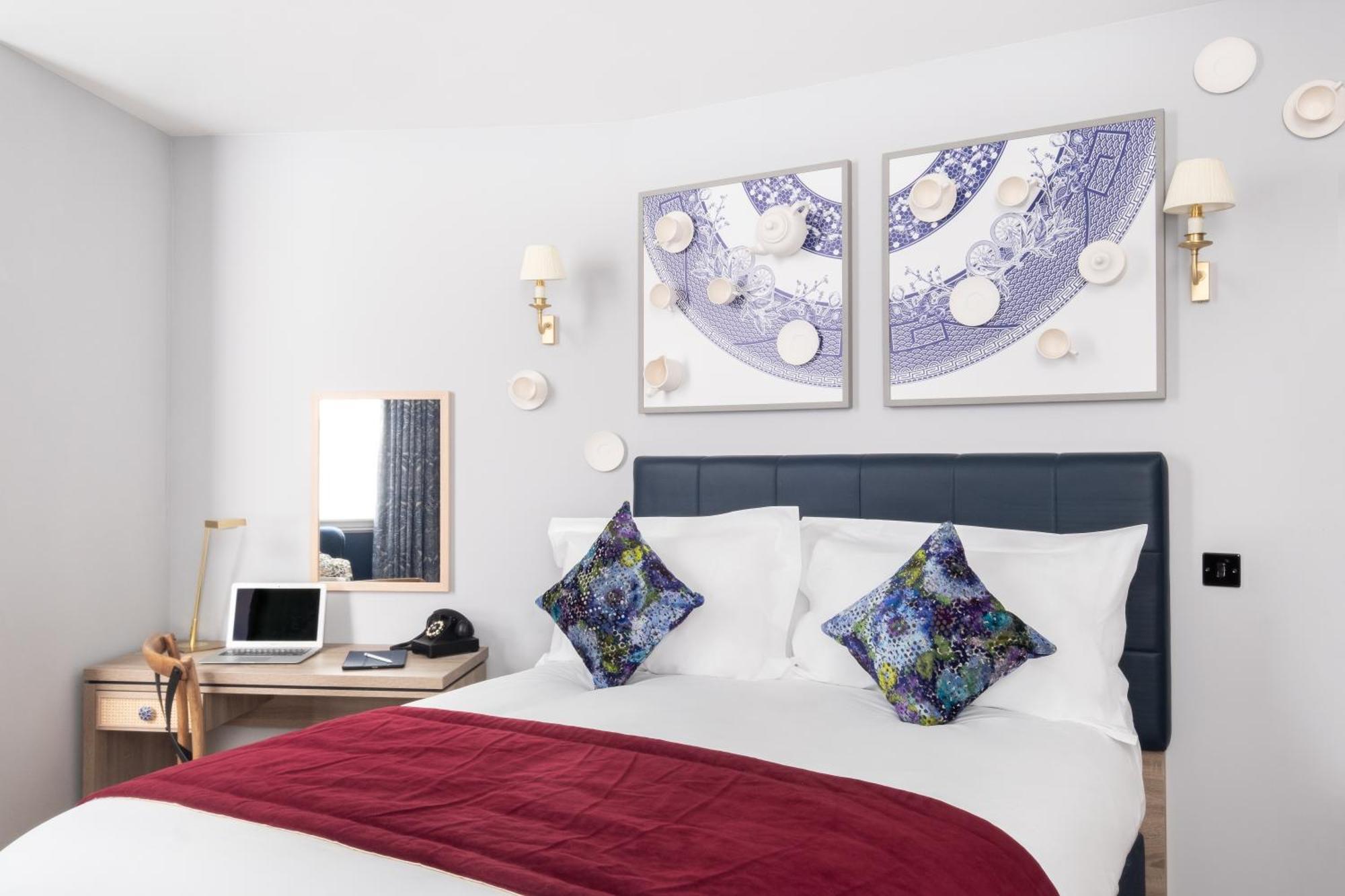 Premium King Room,1279412248:JPEG