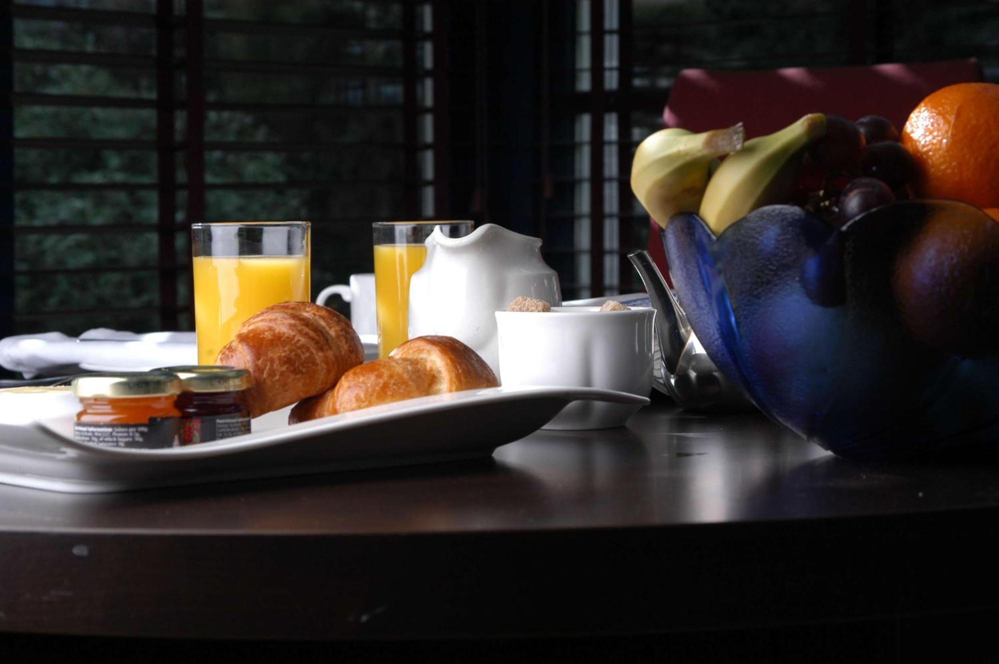 Superior Double Room with Four Poster Bed,1706691845:JPEG