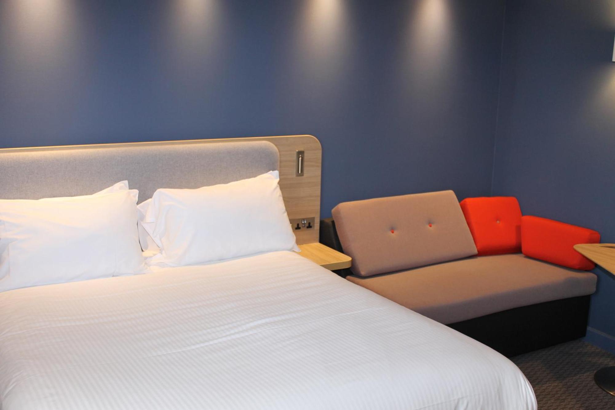 Standard Double Room with Single Sofa Bed and Free Hot Breakfast