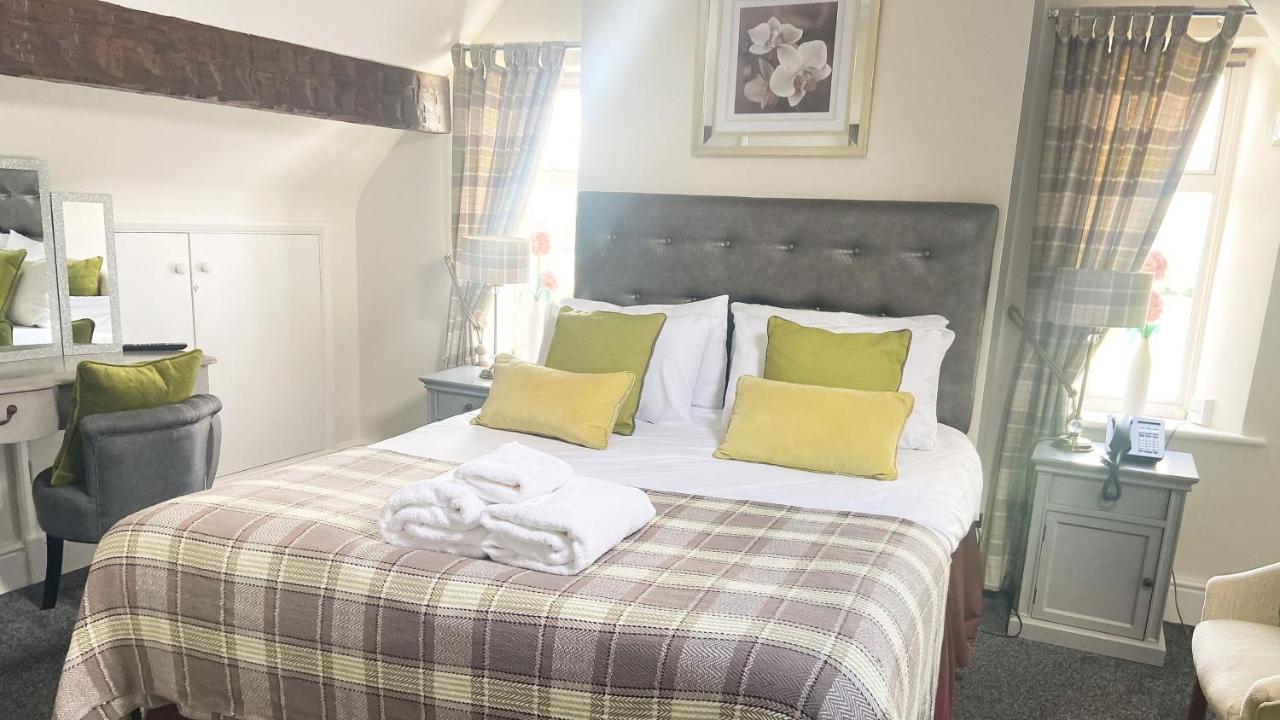 Deluxe Double Room with Shower
