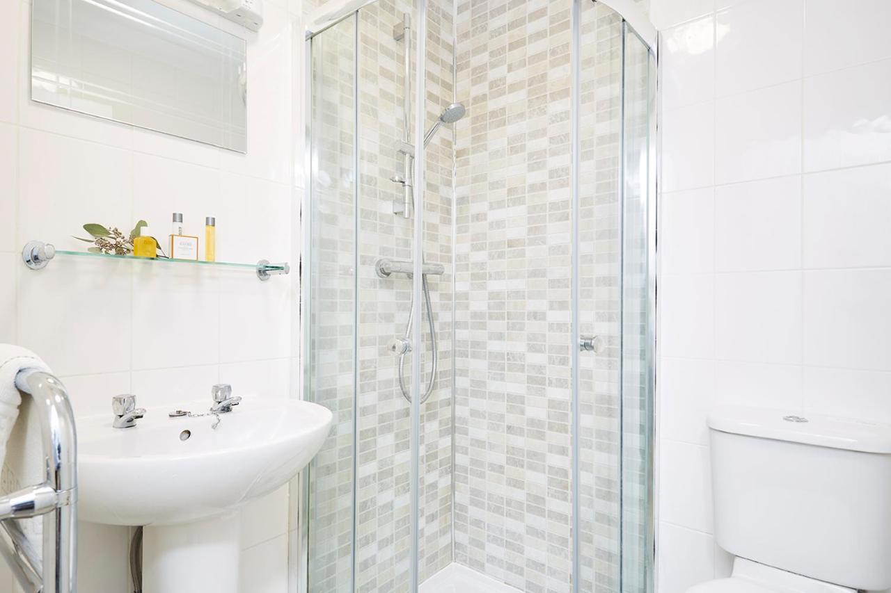 King or Twin Room with Sea View