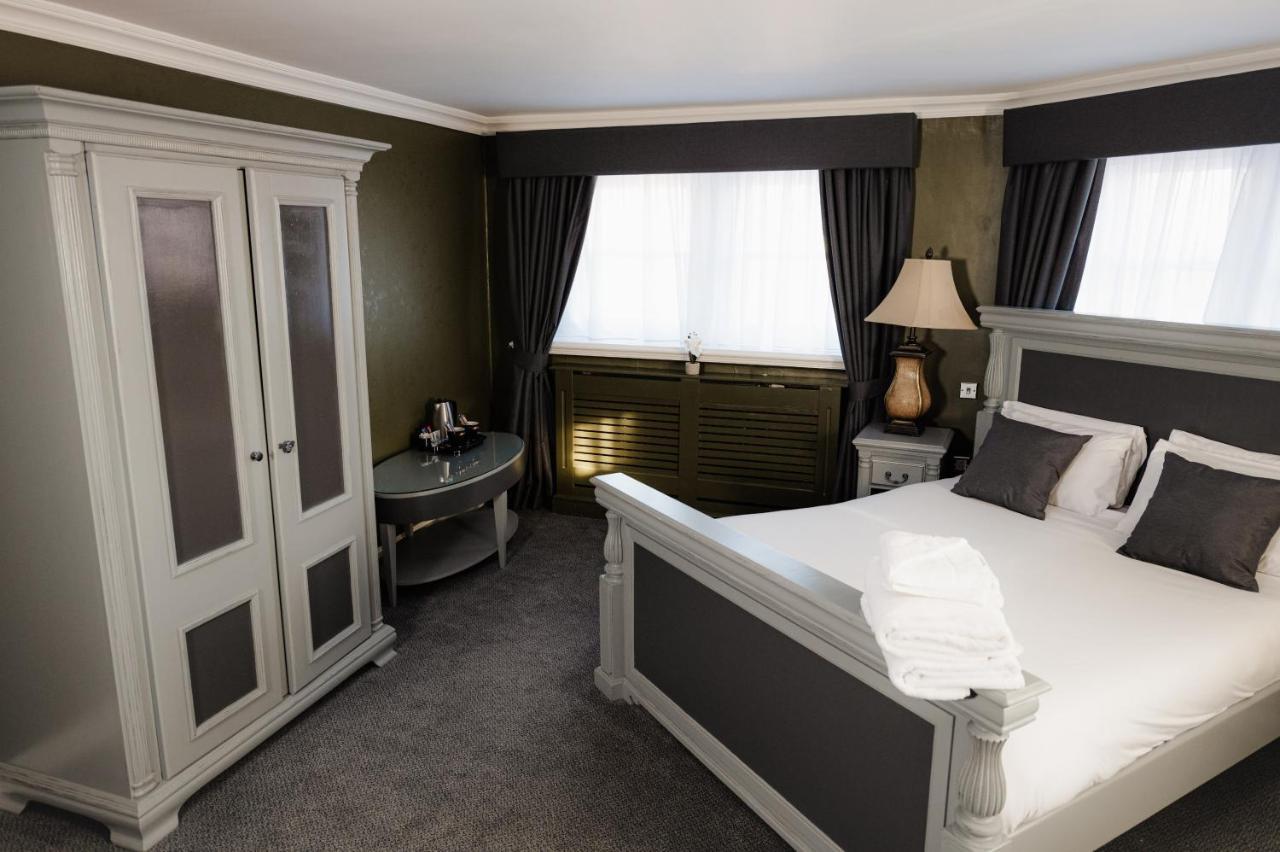 Quarto com Cama King-size