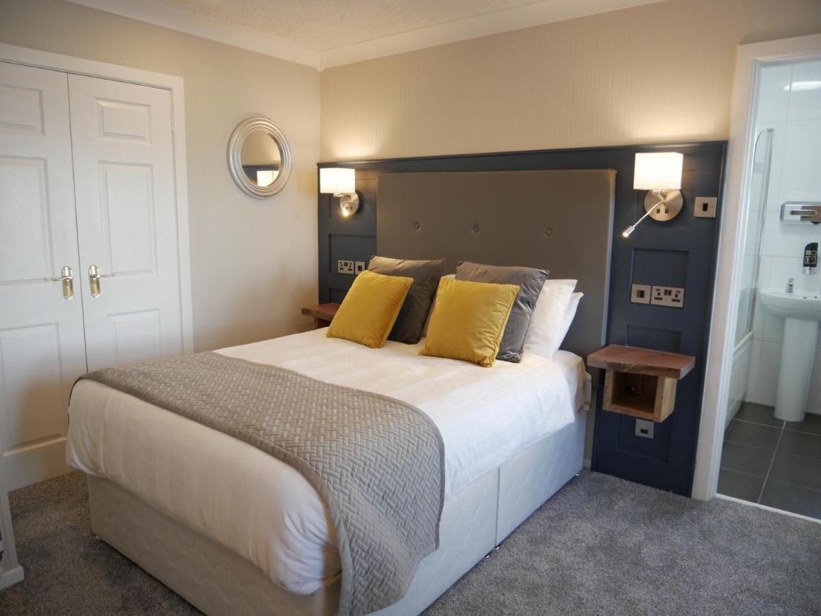 Deluxe Double or Twin Room with Sea View