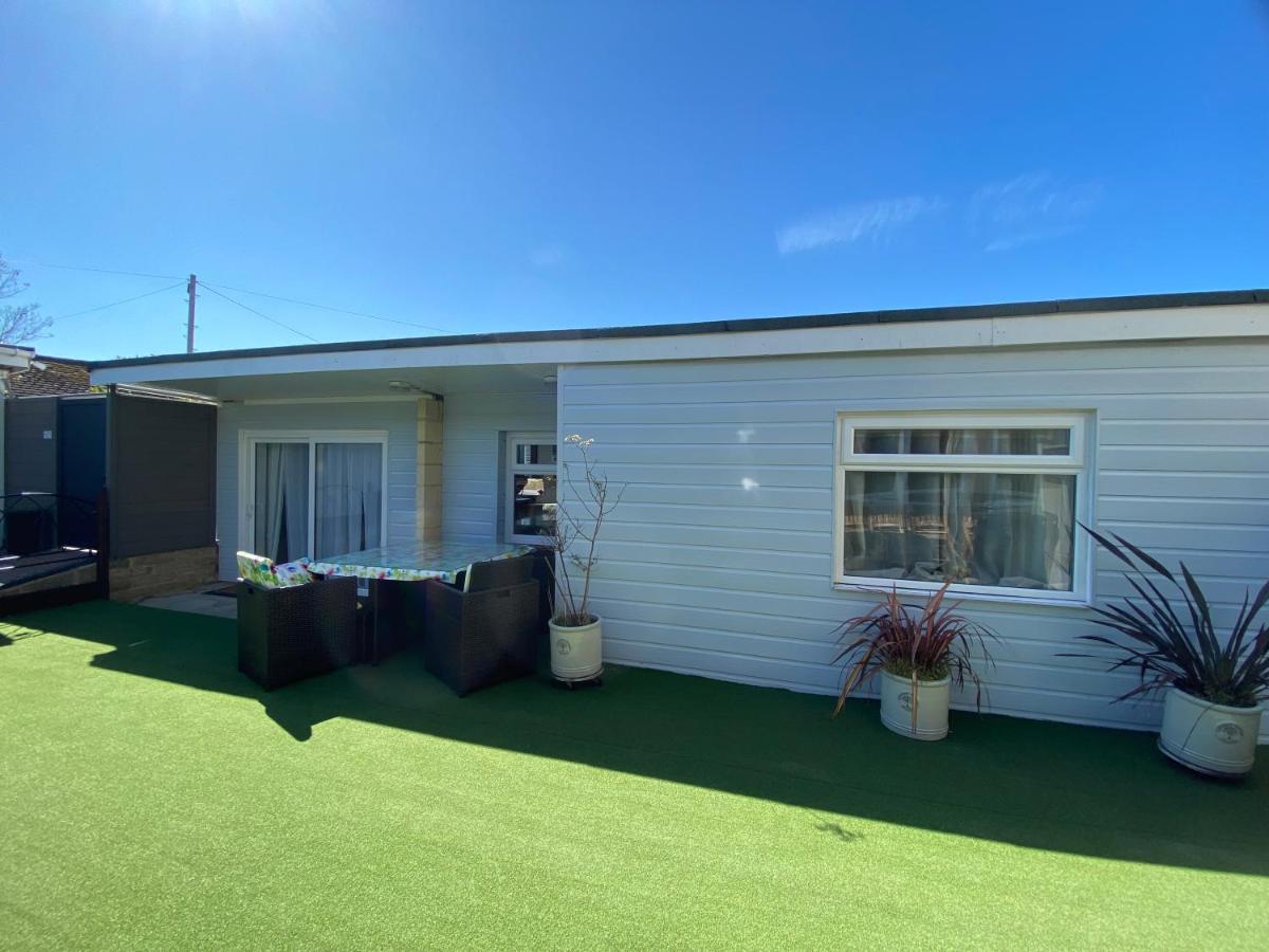 Deluxe Bungalow