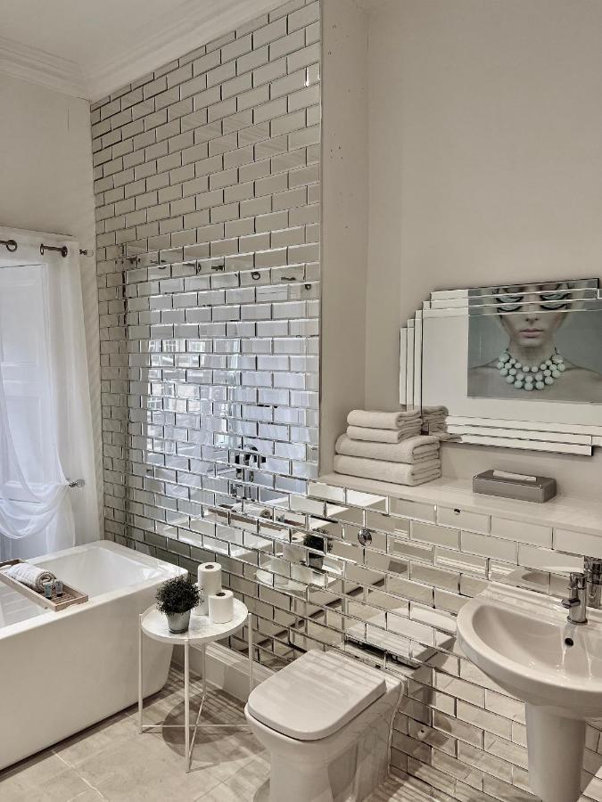 Deluxe Double Room with Bath