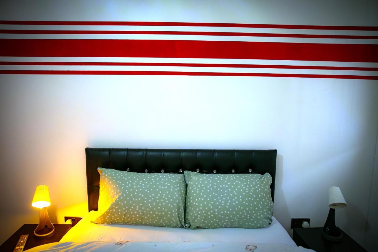 Quarto Duplo Standard com Casa de Banho Partilhada
