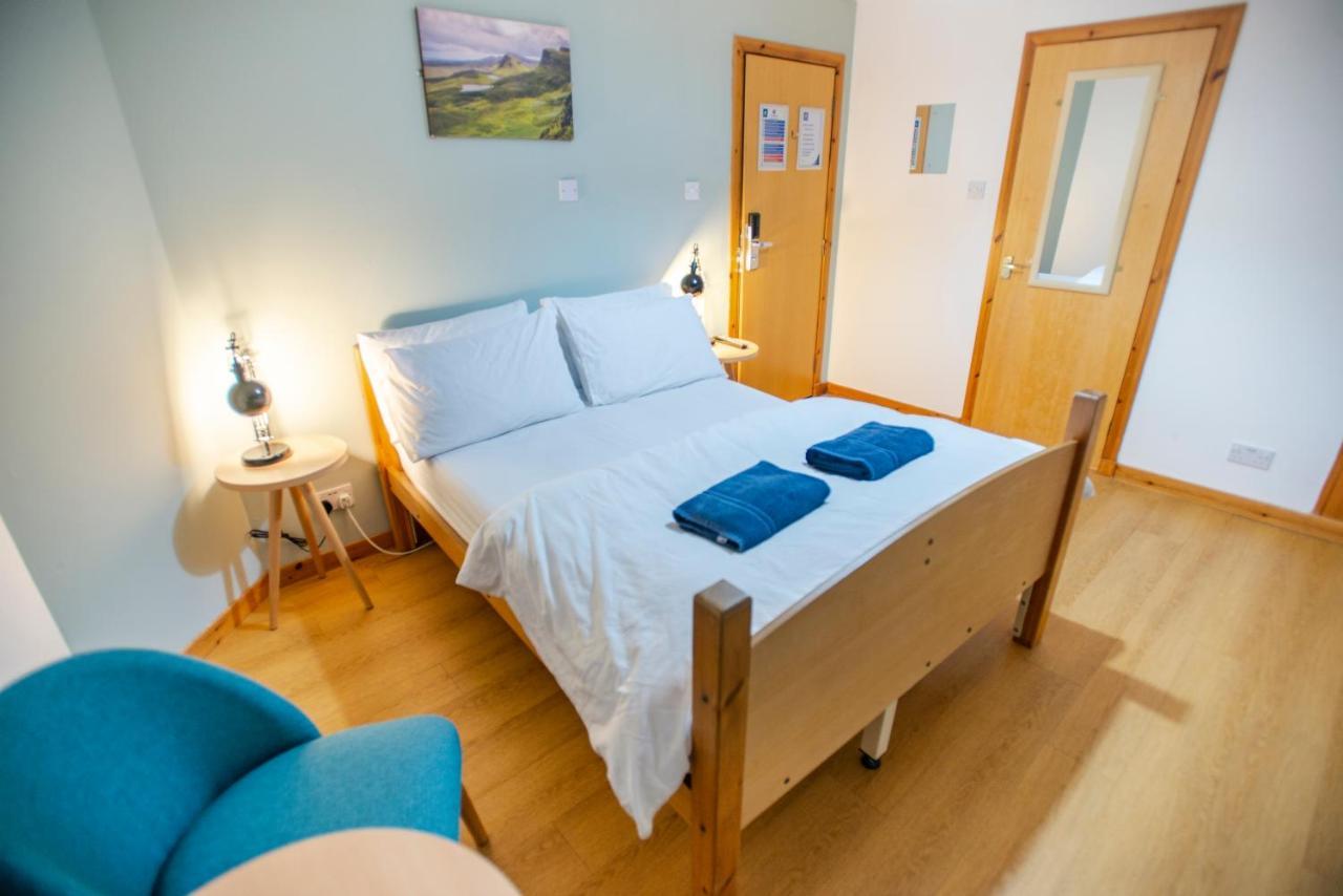 Double Room with Private Bathroom,1360141835:JPEG