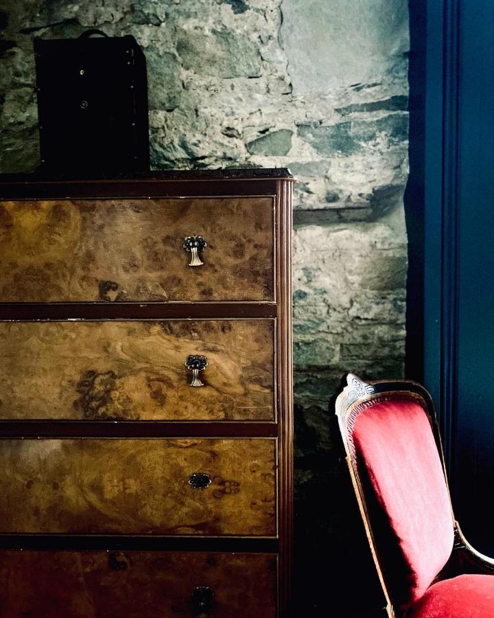 Superior Suite,1361866742:JPEG