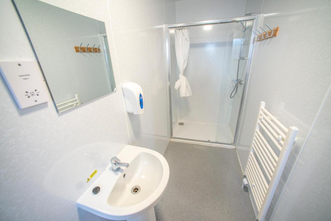 Family Room with Private Bathroom,1364858681:JPEG