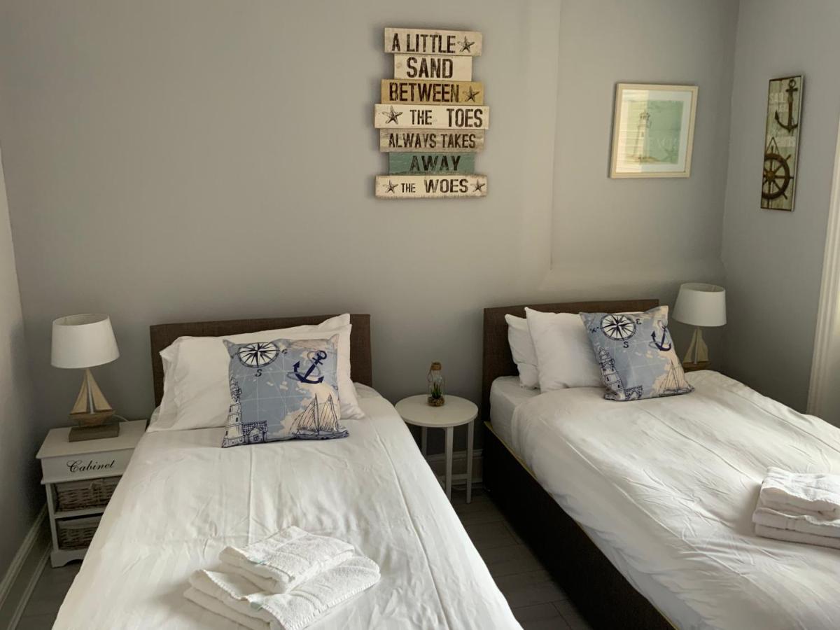 Chambre Double ou Lits Jumeaux avec Salle de Bains Privative