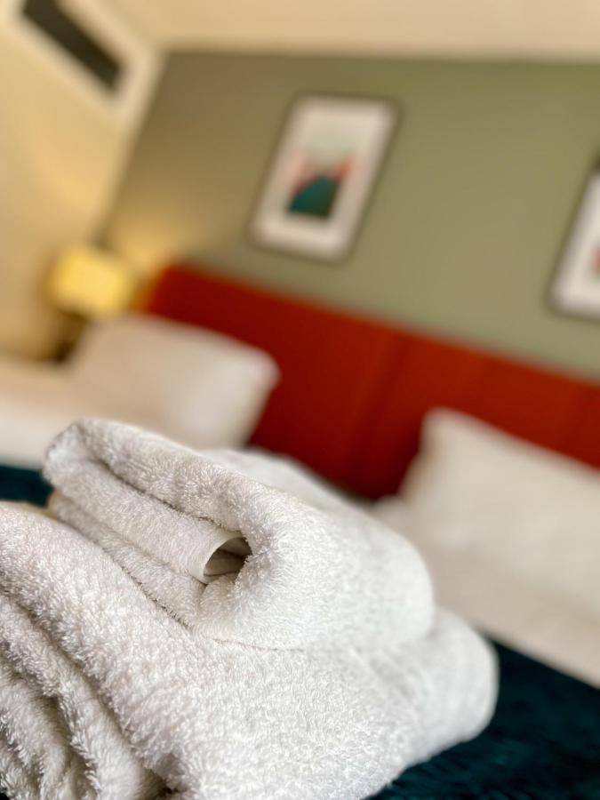 Twin Room with Private Bathroom,1369878173:JPEG