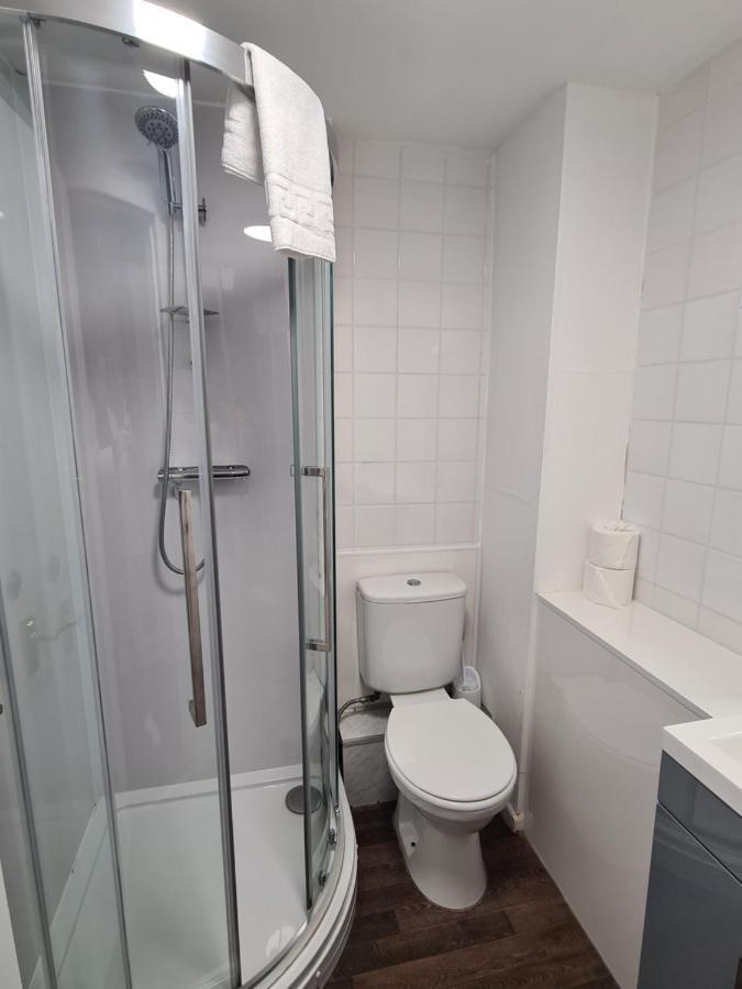 Doppelzimmer mit eigenem externen Bad