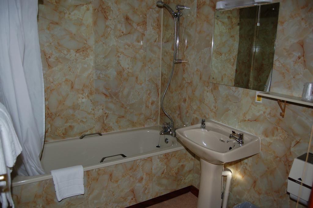 Standard Double Room,137770218:JPEG