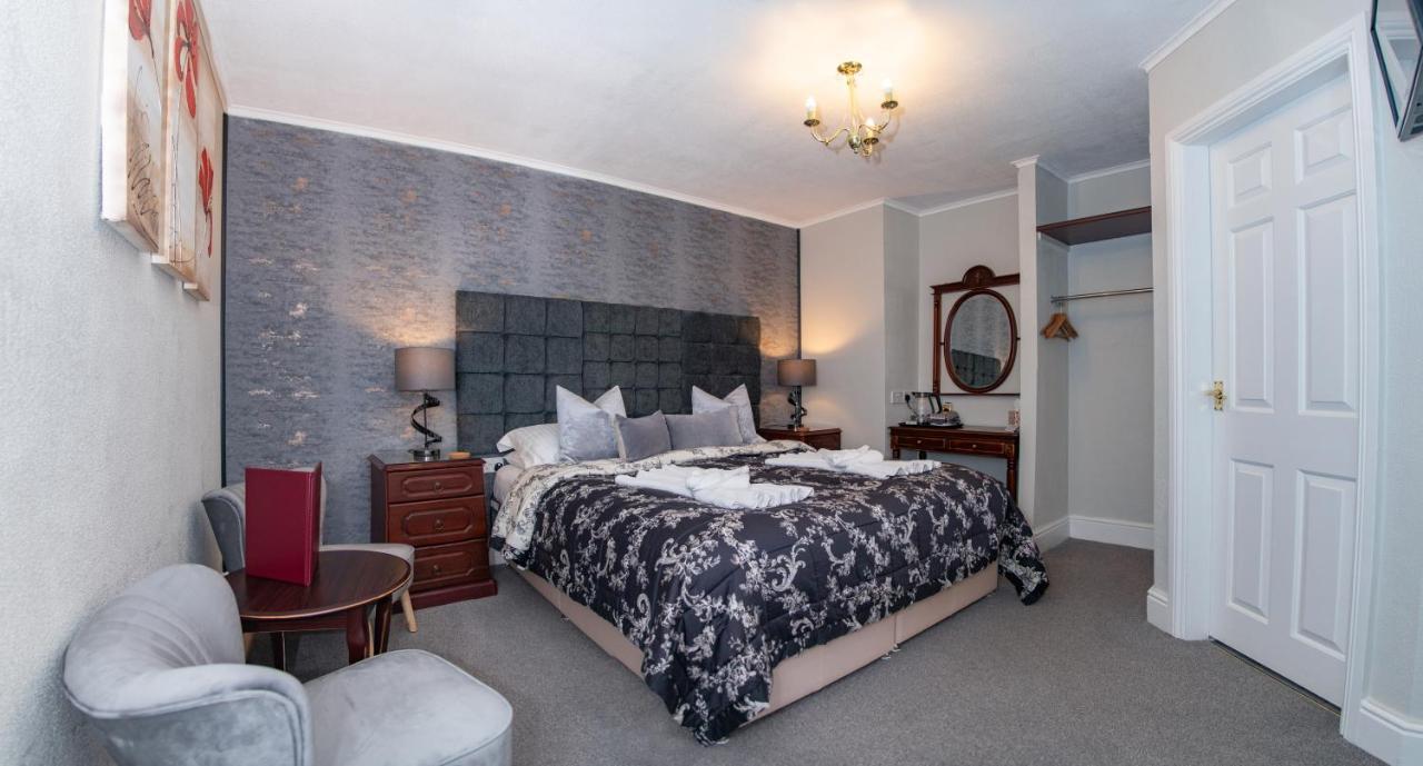 Standard Twin or Double Room,1378545089:JPEG
