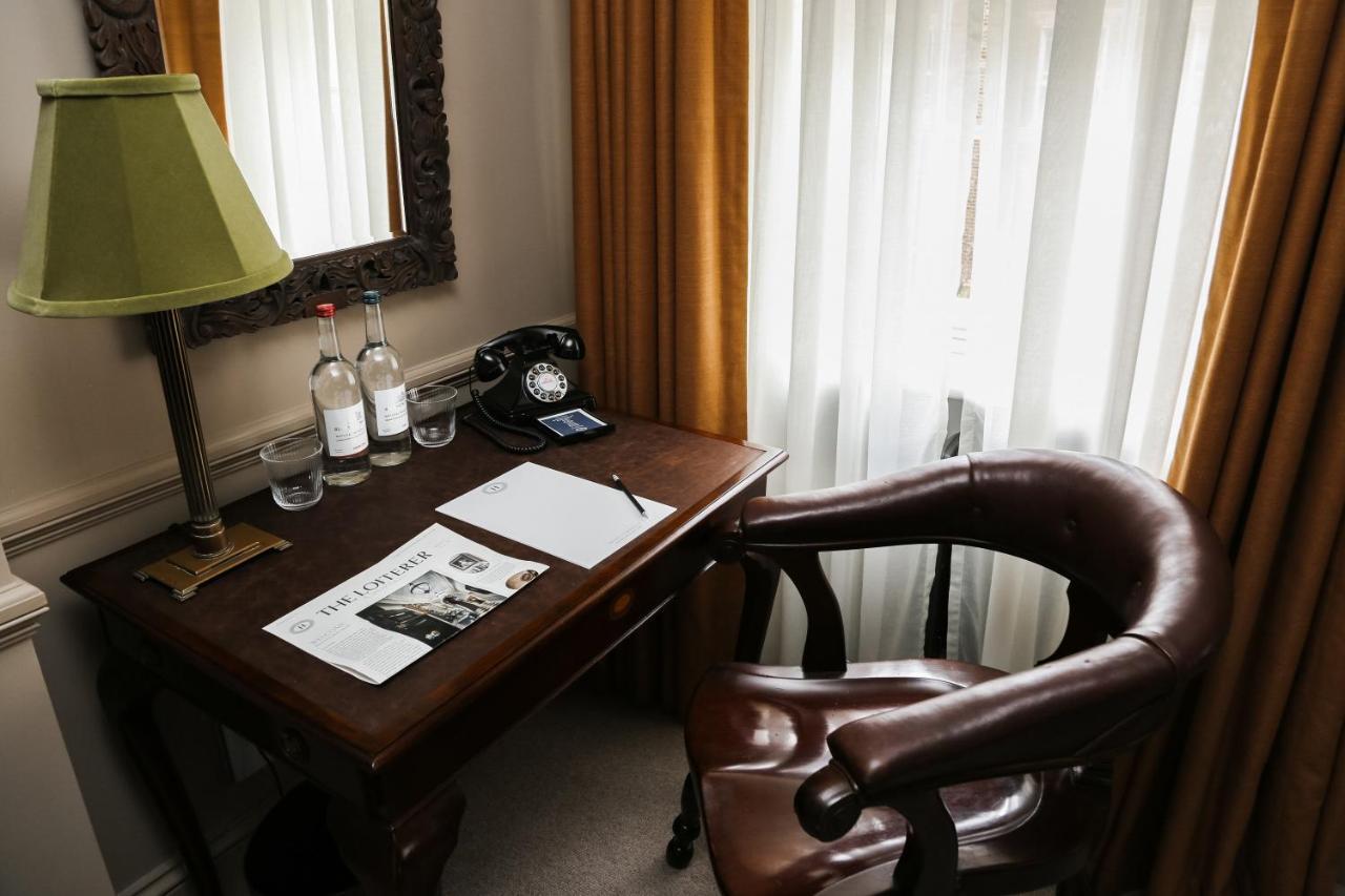 Deluxe Queen Suite,1406553836:JPEG