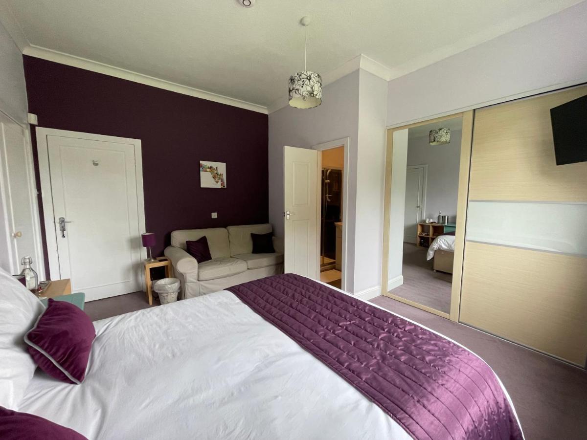 King Room with Private Bathroom