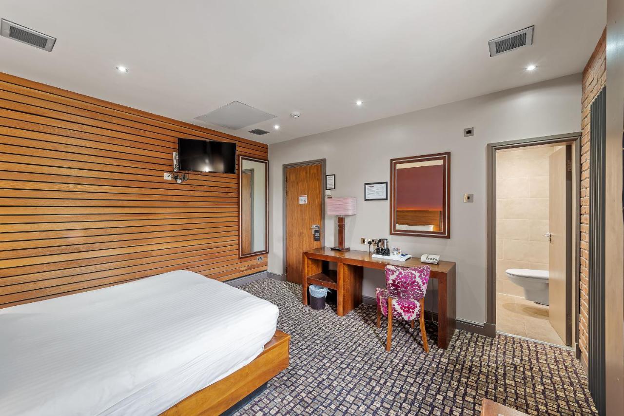 Double Room,1611053164:JPEG