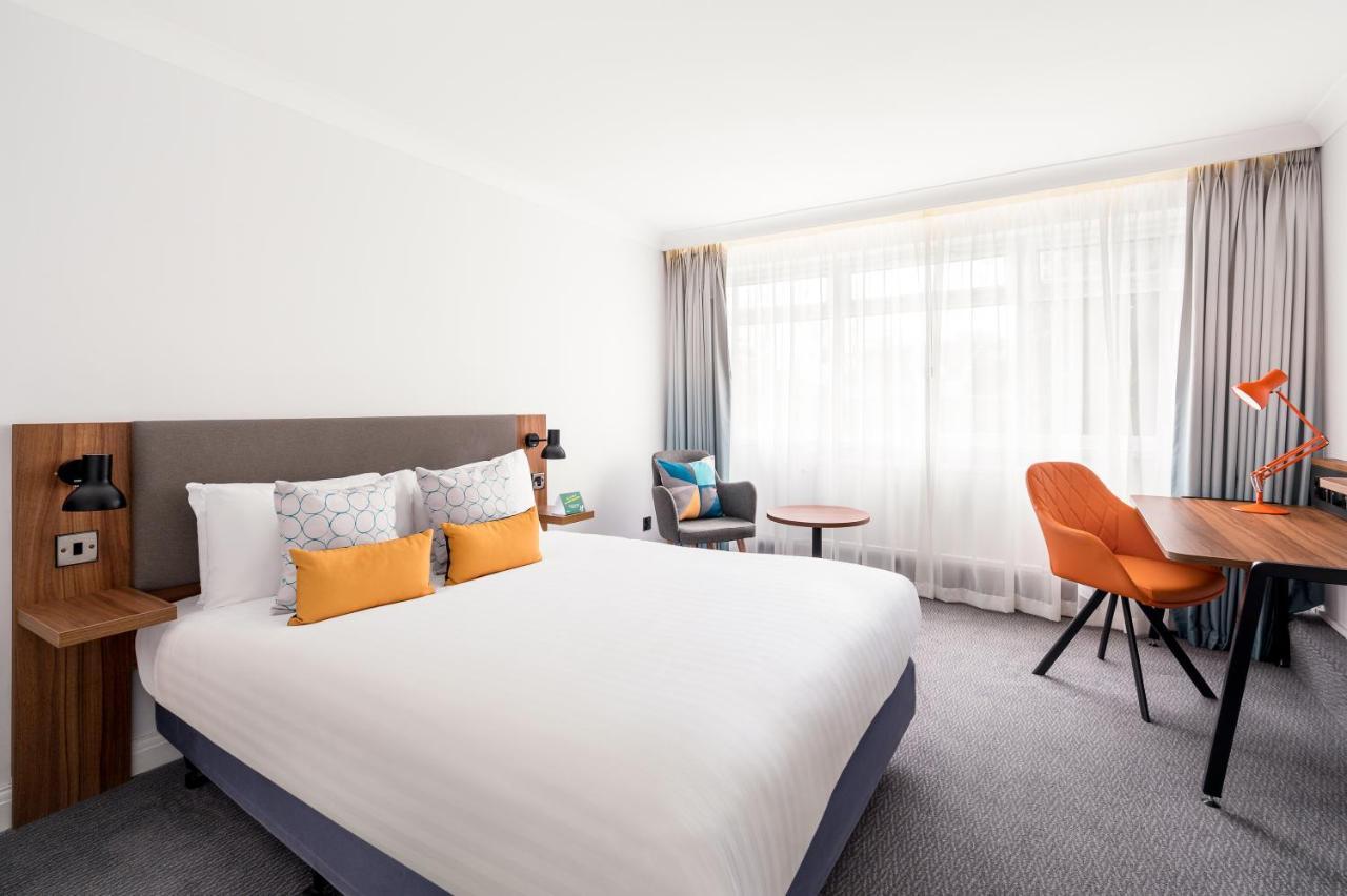 Premium Double Room,1498690720:JPEG