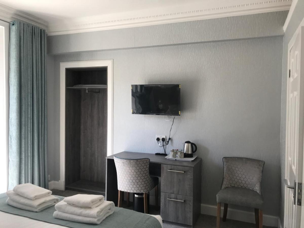 Quarto Duplo Deluxe com Chuveiro