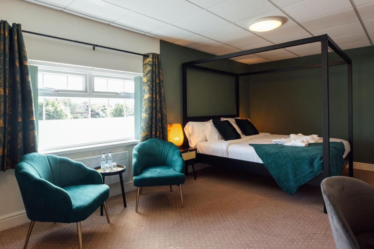 Deluxe Double Room,1405126022:JPEG