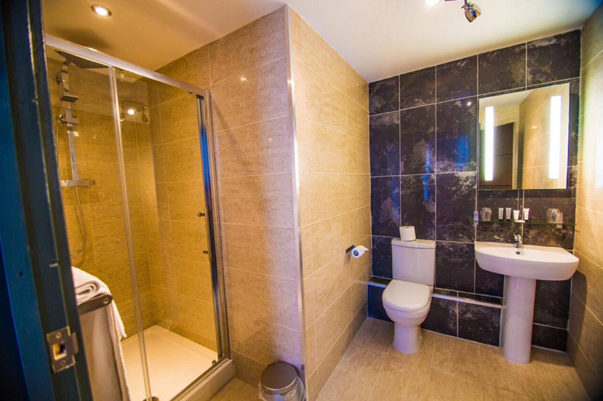 Classic Single Room,1212843052:JPEG