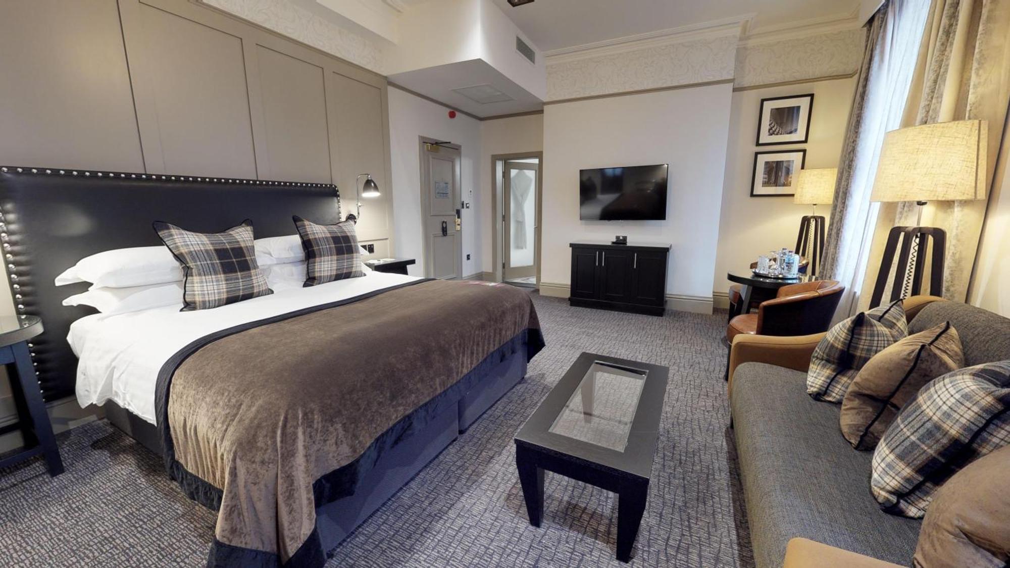 Superior Deluxe Double or Twin Room