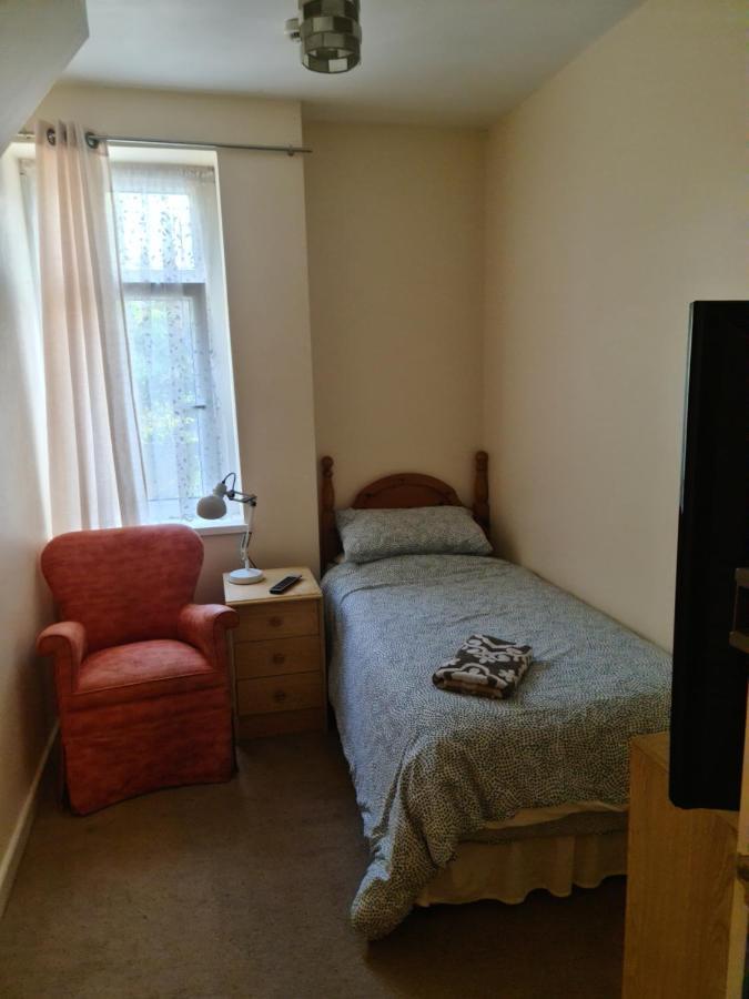 Standard Single Room with Shared Bathroom