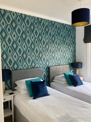 Twin Room,1516331689:JPEG