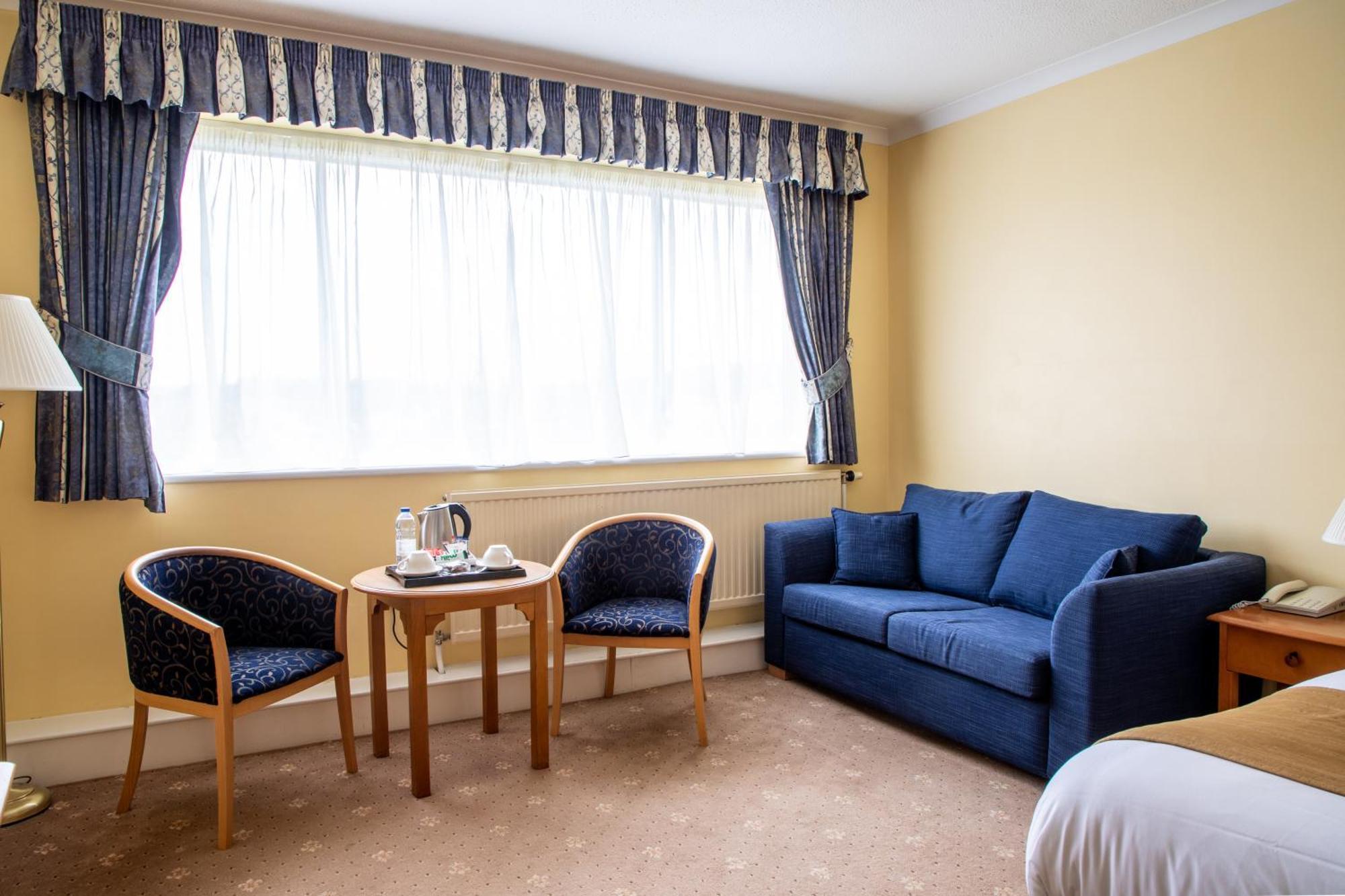 Superior King Room,1516333378:JPEG
