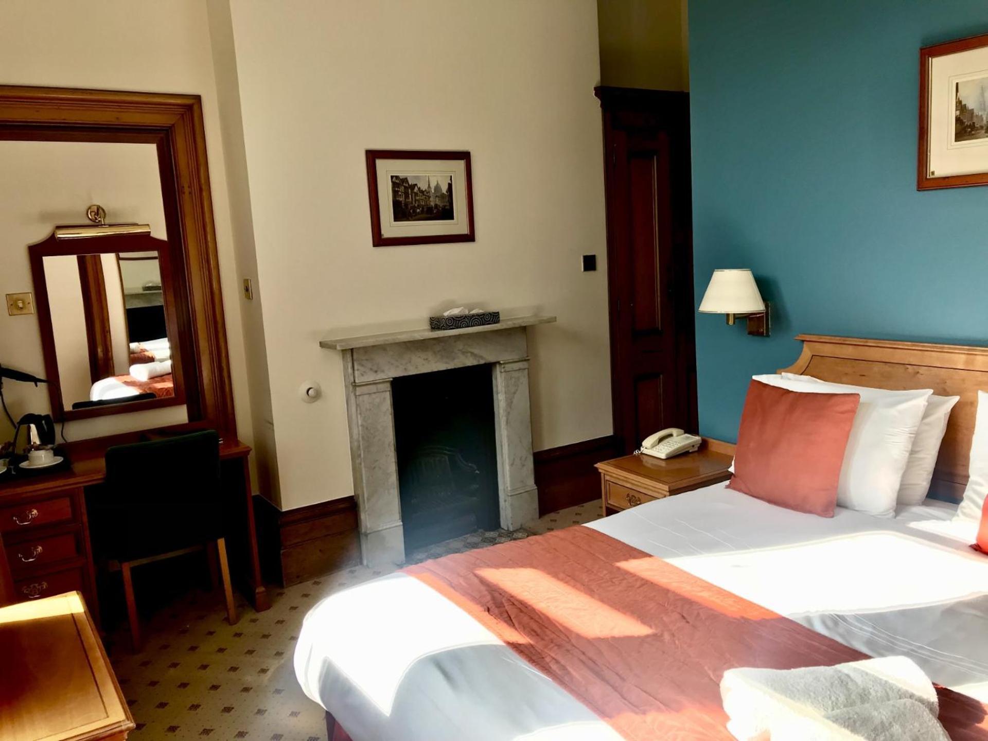 Double Room with Shower,1516333285:JPEG