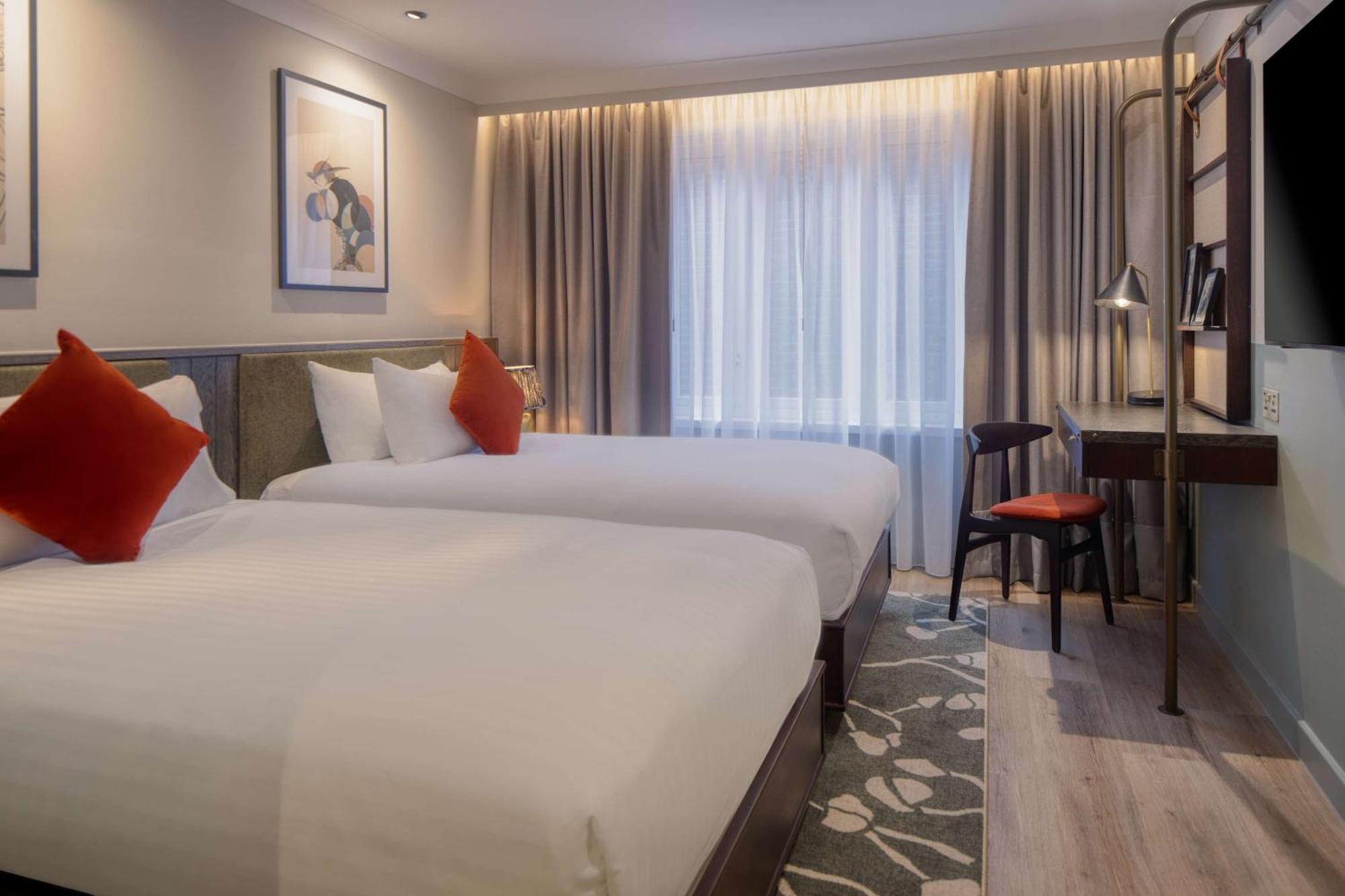Twin Room,1516341601:JPEG