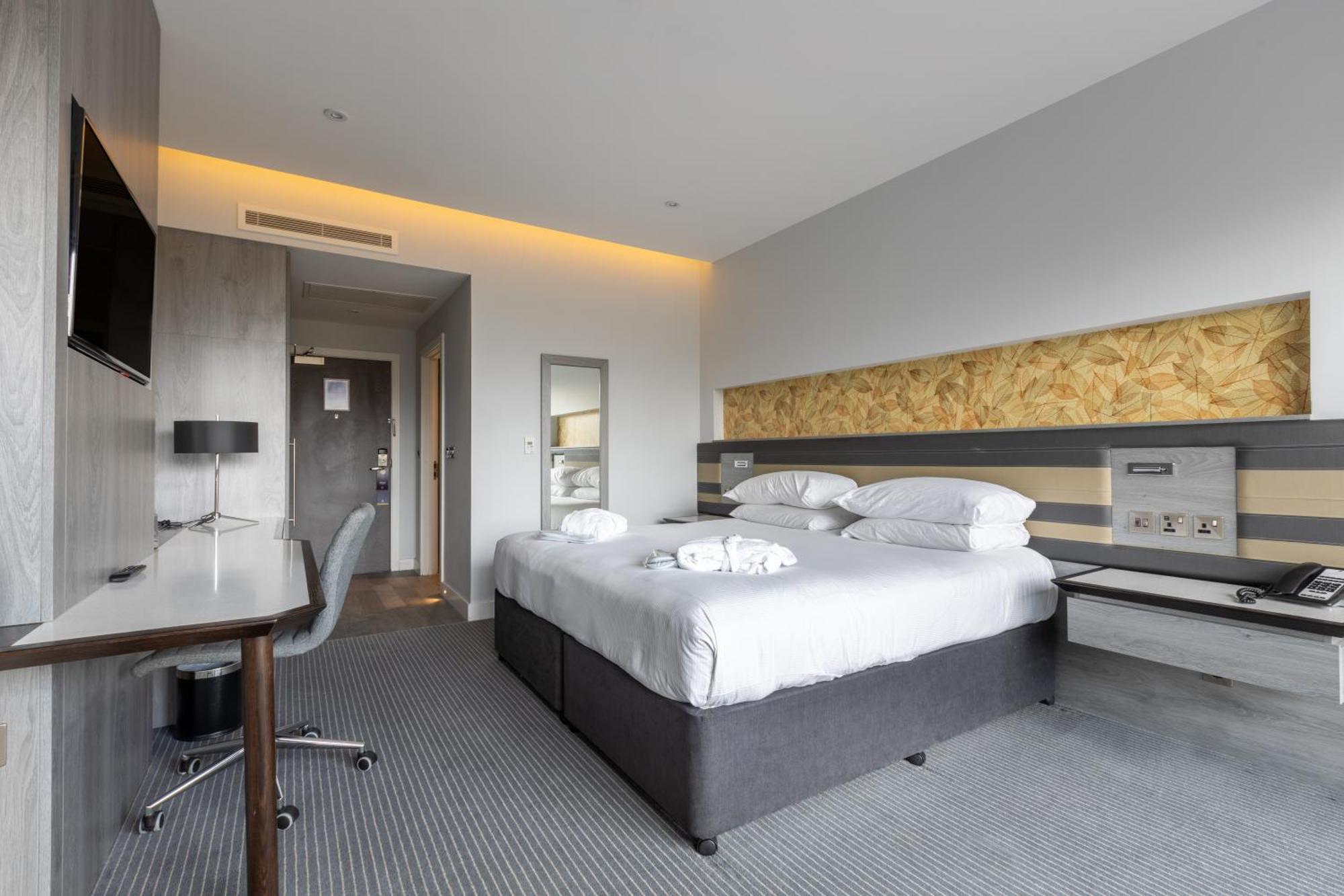 Deluxe King Room View,1516347544:JPEG