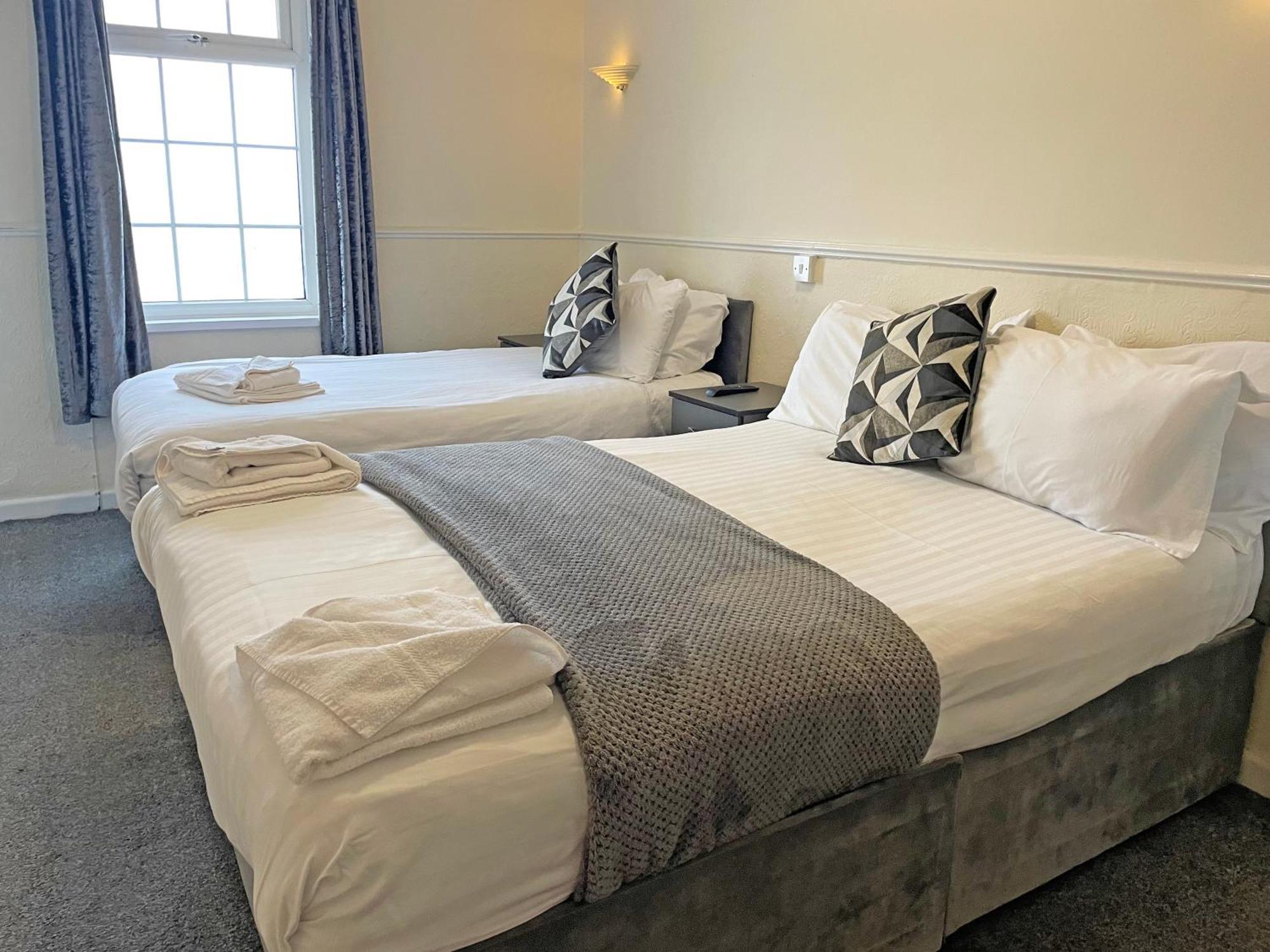 Triple Room Sea View,1516385149:JPEG