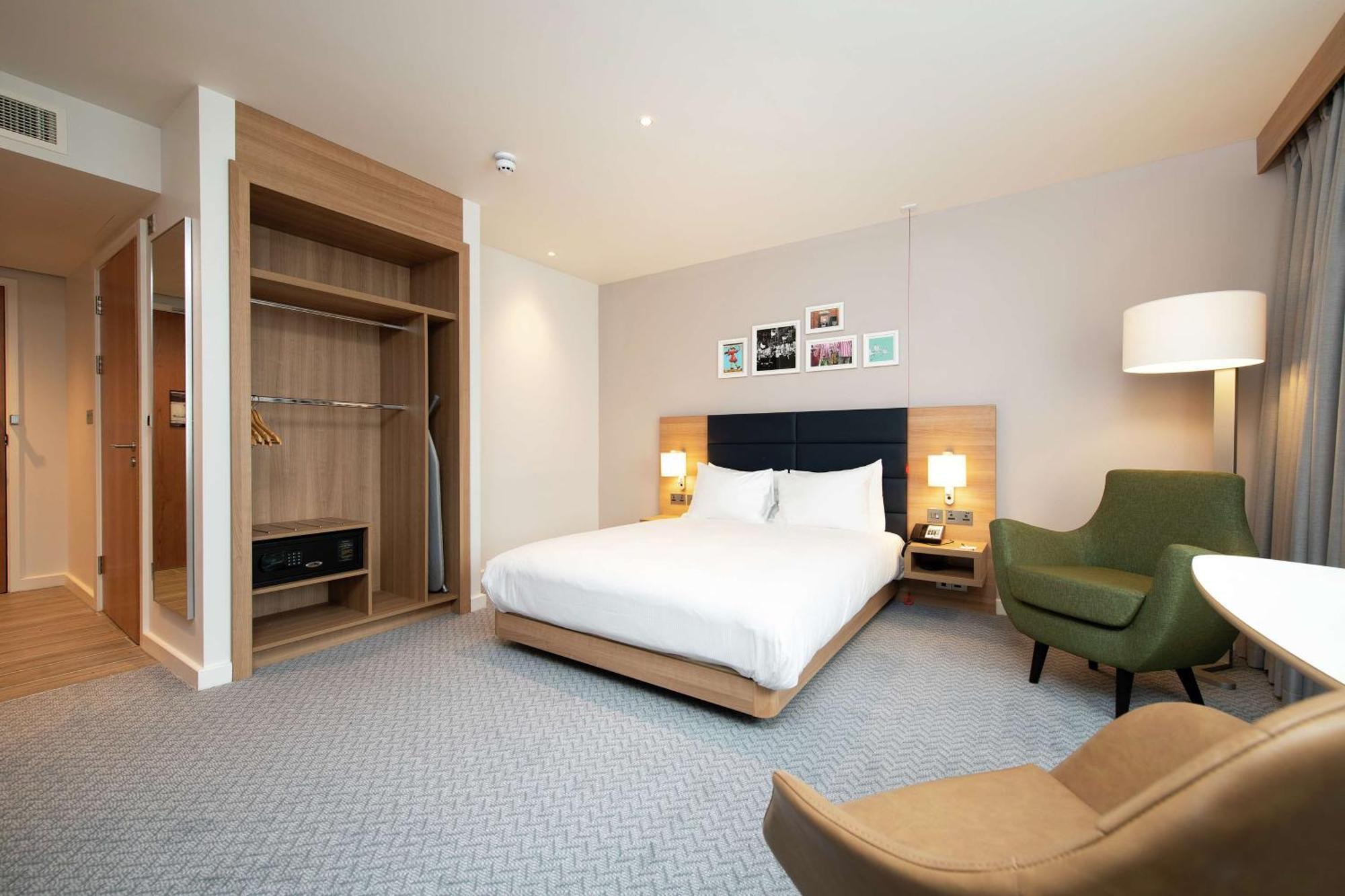 King Room,1516445440:JPEG