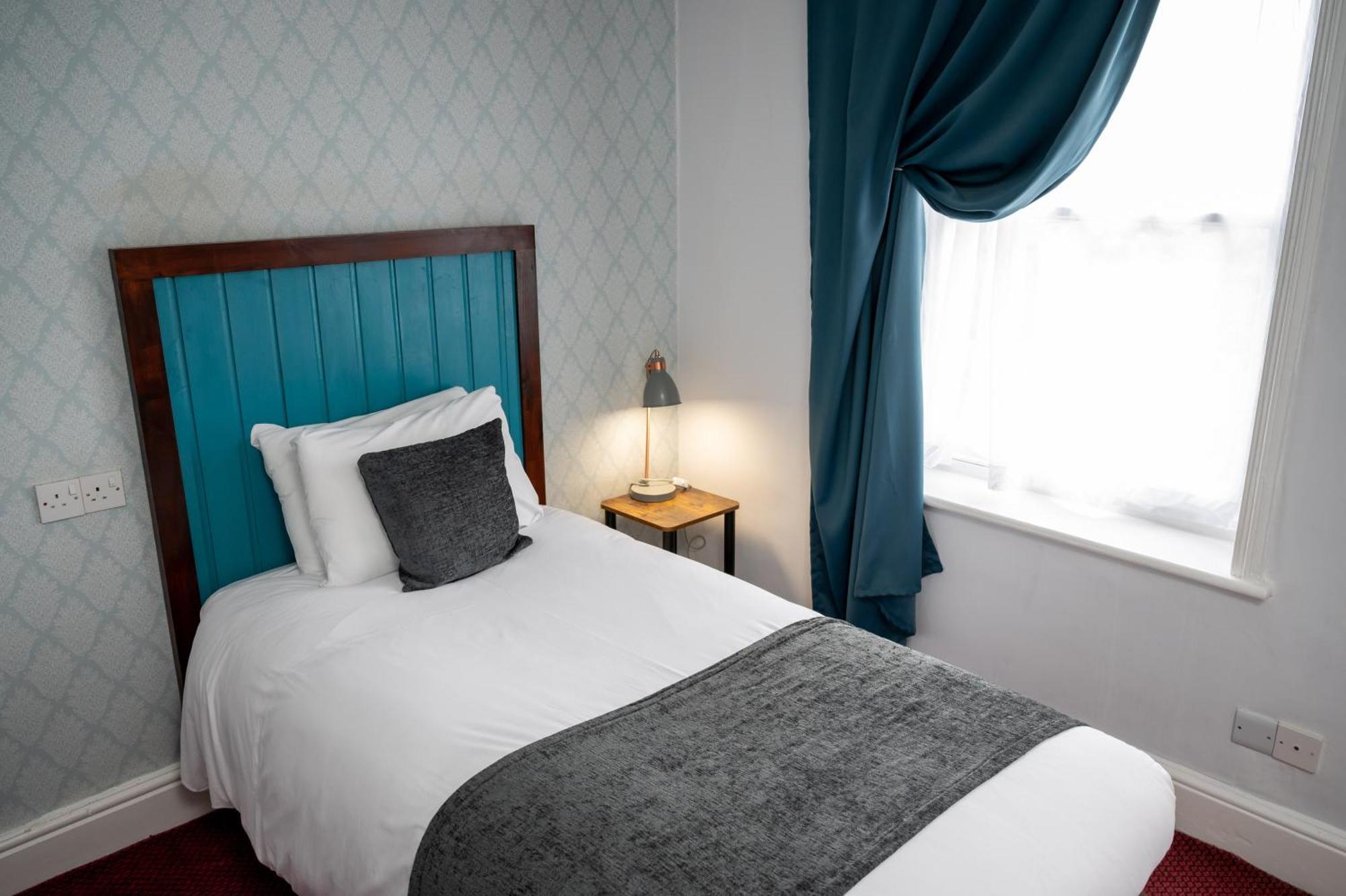 Single Room,1516450144:JPEG