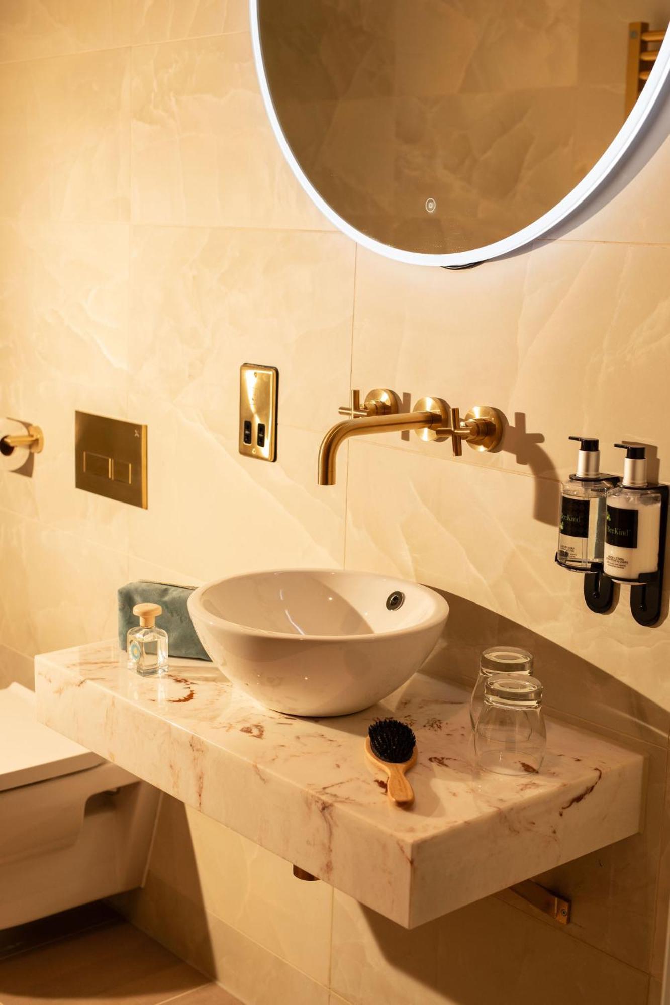 Wellness King Room