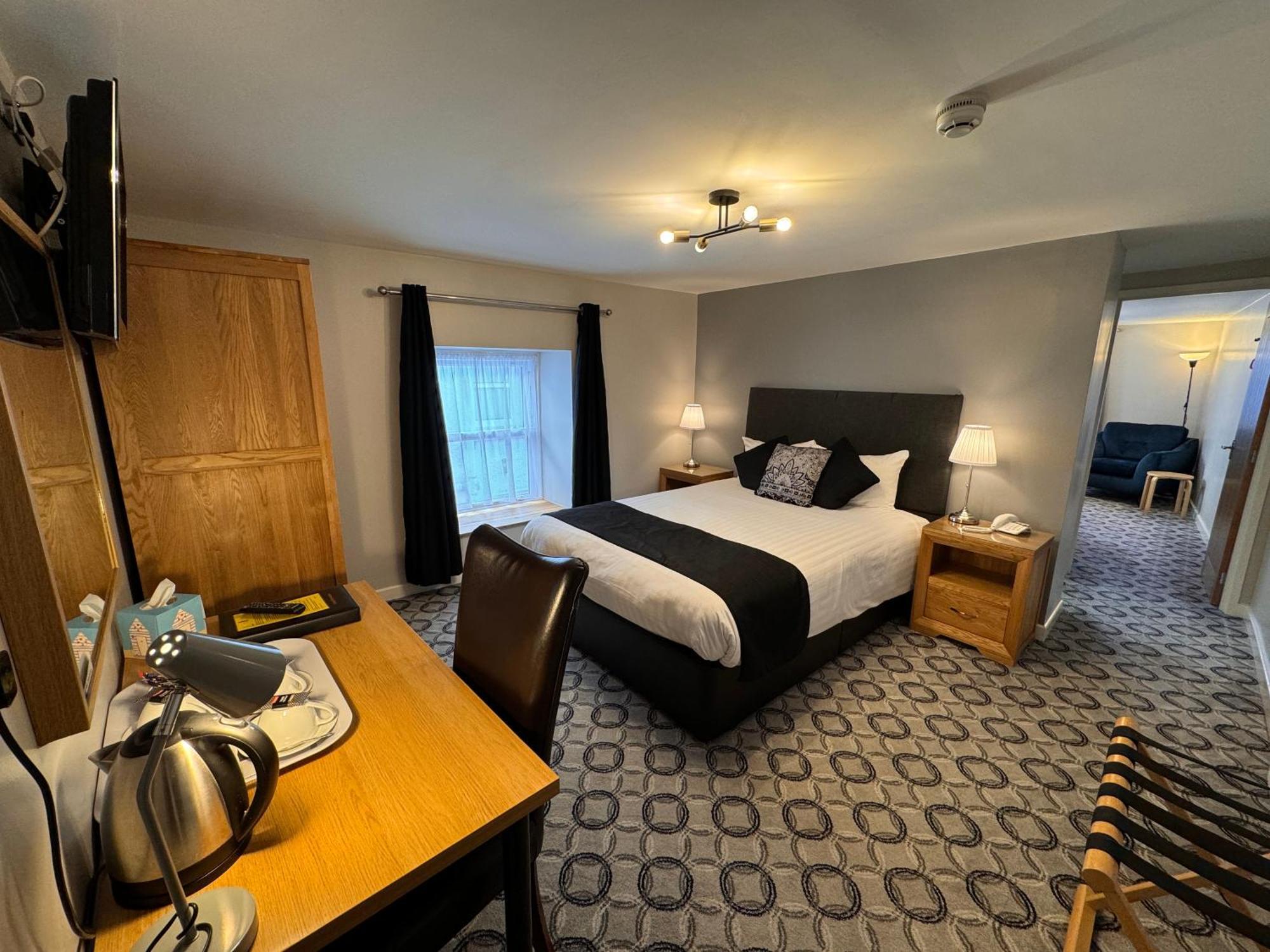 Twin Room,983179444:JPEG