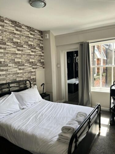 Double Room,1550590021:JPEG