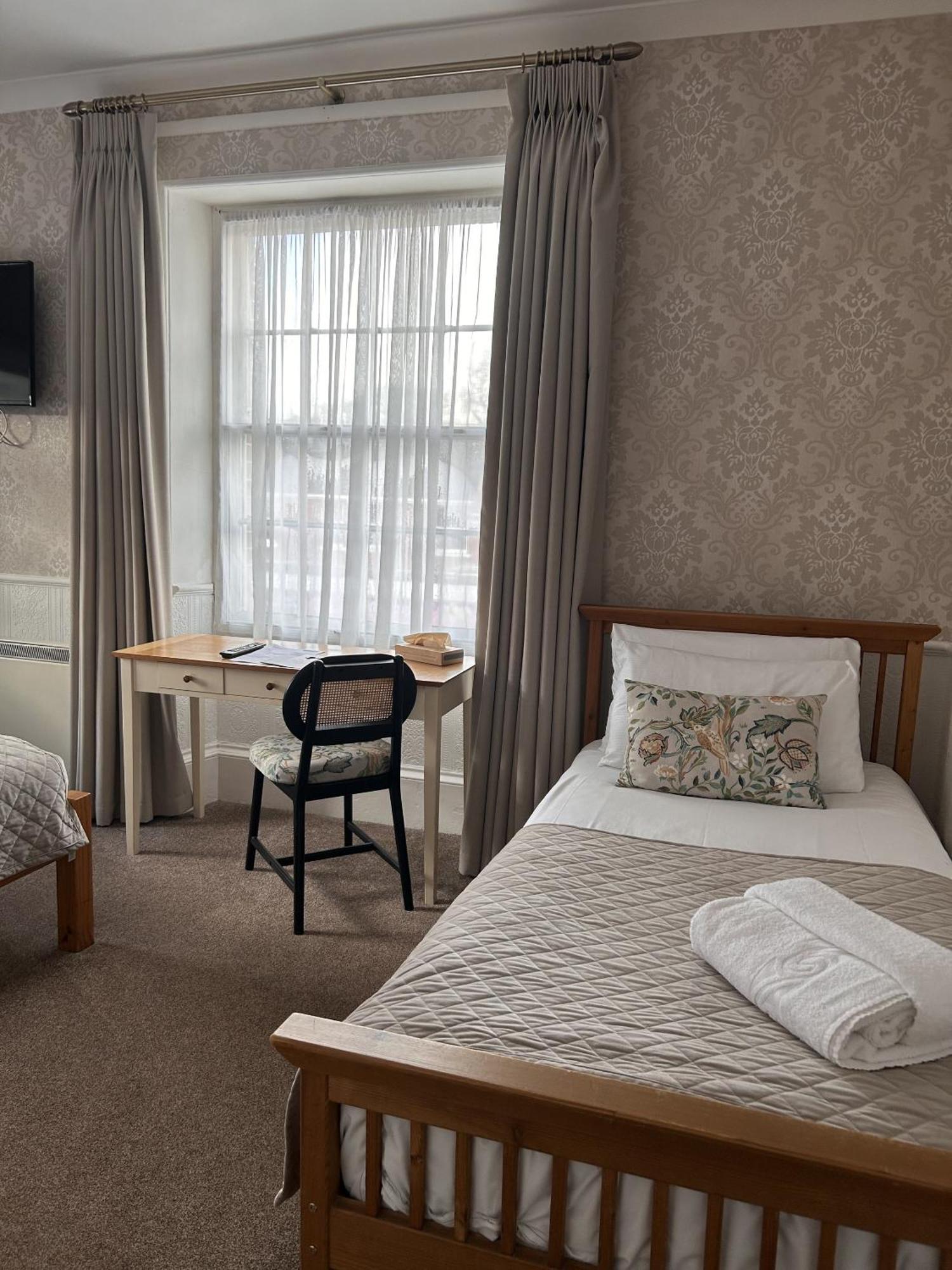 Triple Room,1535858701:JPEG